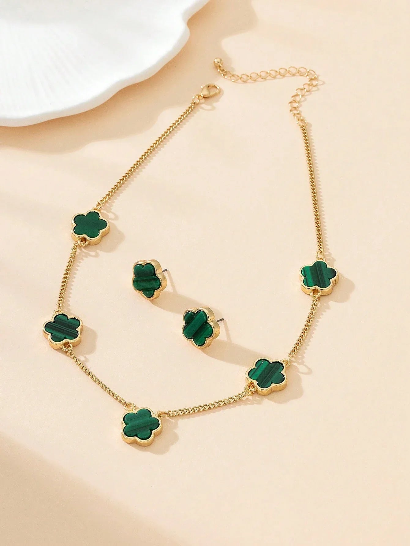 Green Four Leaf Clover Set